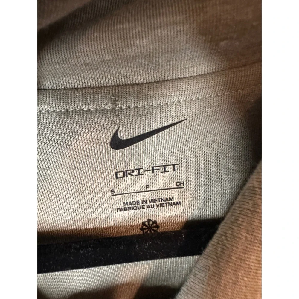 Nike Mens Dri-FIT Training Hoodie Olive Grey Heather UPF 40+ FZ0969-320‎ Small
